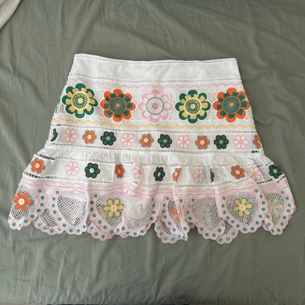 ZARA Floral Embroidered White Skort
